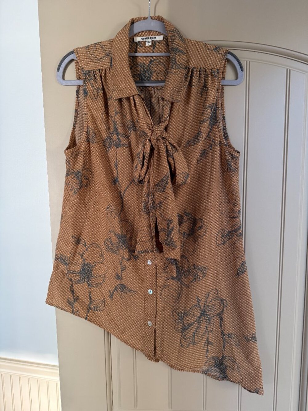 Daniel Rainn  asymmetrical sleeveless blouse, size M